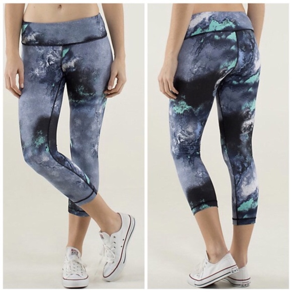 Lululemon Denim Luon Milky Way Wunderunder Crop 4